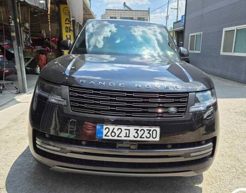 Land Rover Range Rover P530 LWB