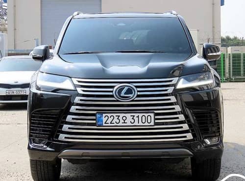 Lexus LX700h